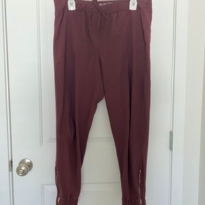 Albion Jetsetters- Maroon (discontinued color)